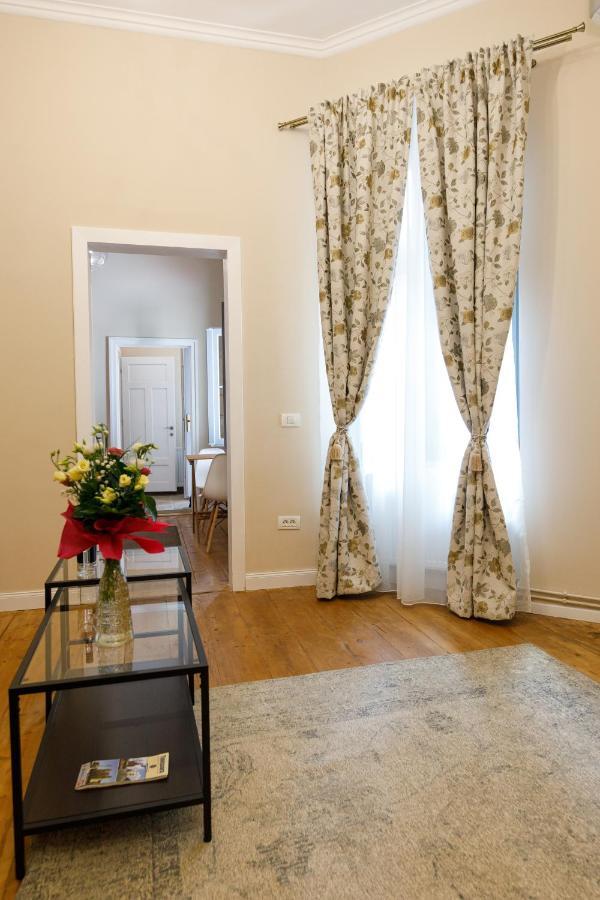 Appartement Stylish Flat In The Heart Of Historical Center à Timişoara Extérieur photo