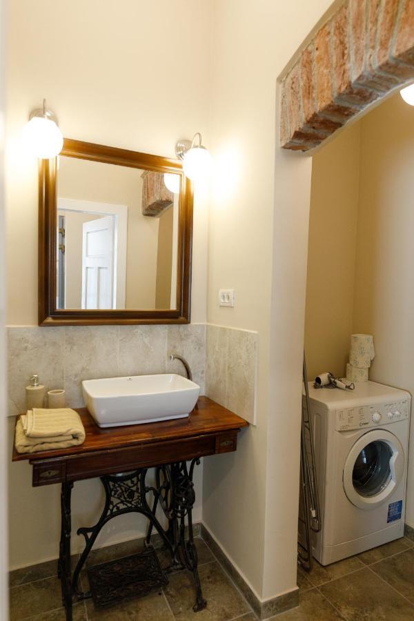 Appartement Stylish Flat In The Heart Of Historical Center à Timişoara Extérieur photo